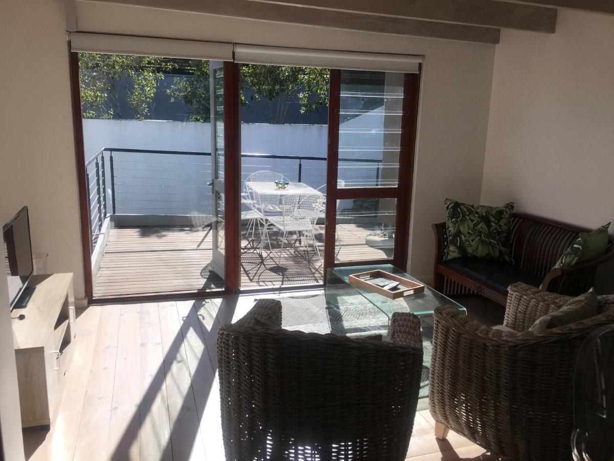 Camps Bay Apartment Cape Town Exterior photo